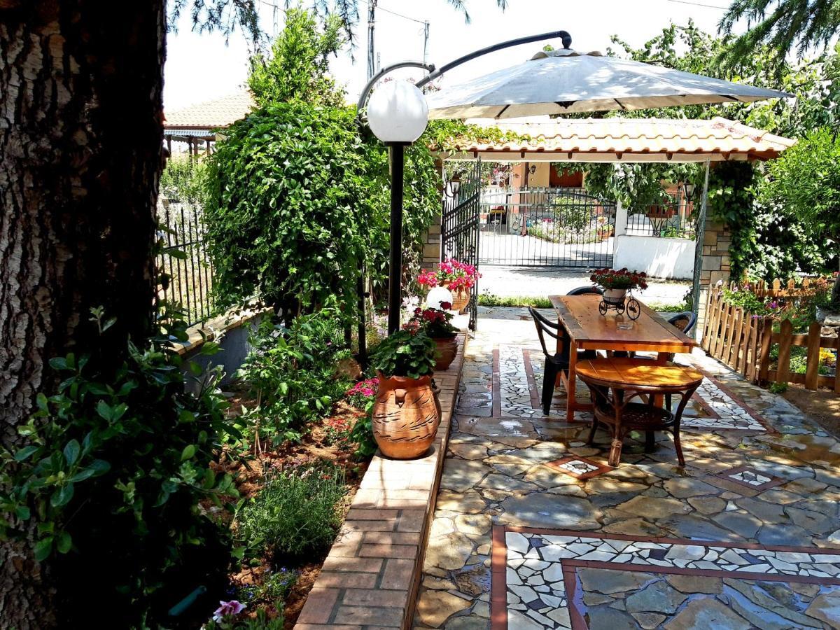 Handmade Peaceful Cozy House Near The Beach Nea Kallikrateia Extérieur photo